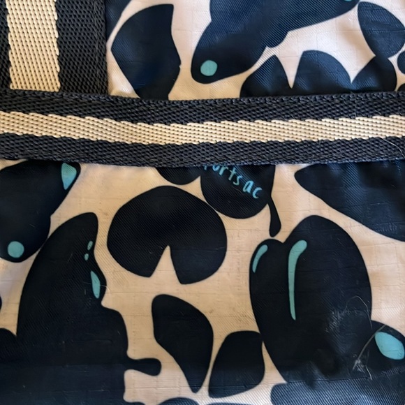 VGUC Lesportsac Blue Butterfly caterpillar pattern zip tote - Picture 8 of 10